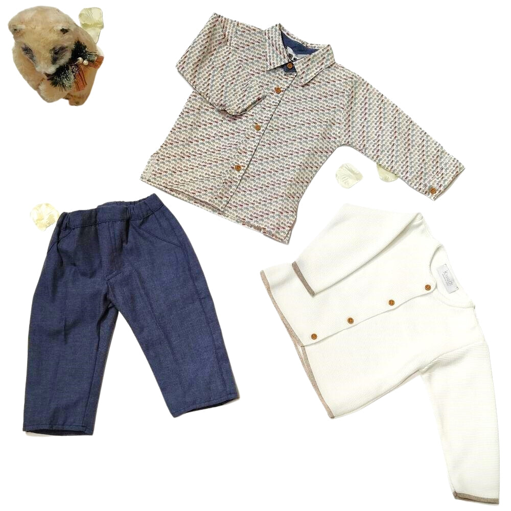 completo per neonato di 3 pezzi jeans camicia fantasia macchinine e golfino di lana color panna