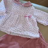 Clinico due pezzi rosa e cipolla con motivo floreale