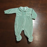 Tutina ciniglia verde salvia con bottoncini