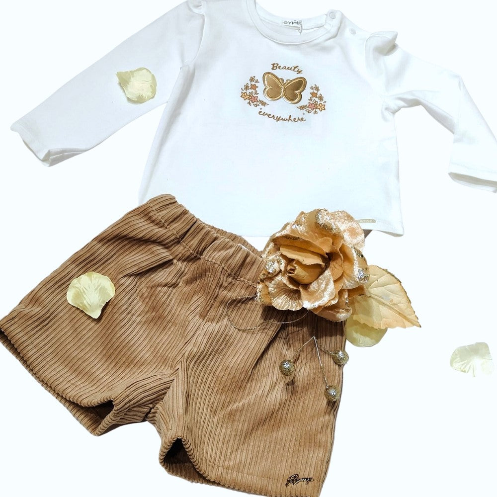 completo per neonata gymp con shorts di velluto a coste beige e maglietta bianca con farfalla