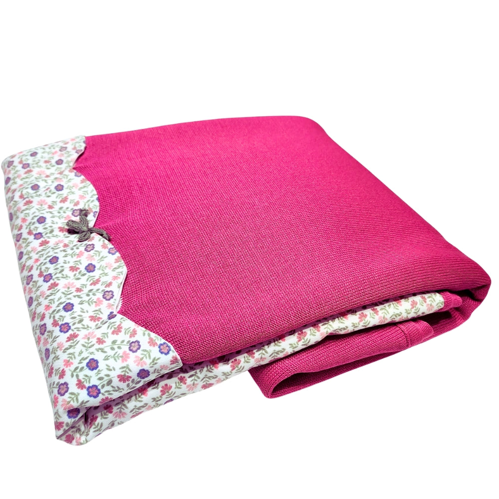 copertina per culla per neonata fucsia di lana e cotone a fantasia con fiorellini klaiadì