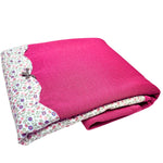 copertina per culla per neonata fucsia di lana e cotone a fantasia con fiorellini klaiadì