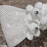 Fermaglio con pettine con rose con al centro brillantini colore bianco  cod. PGR